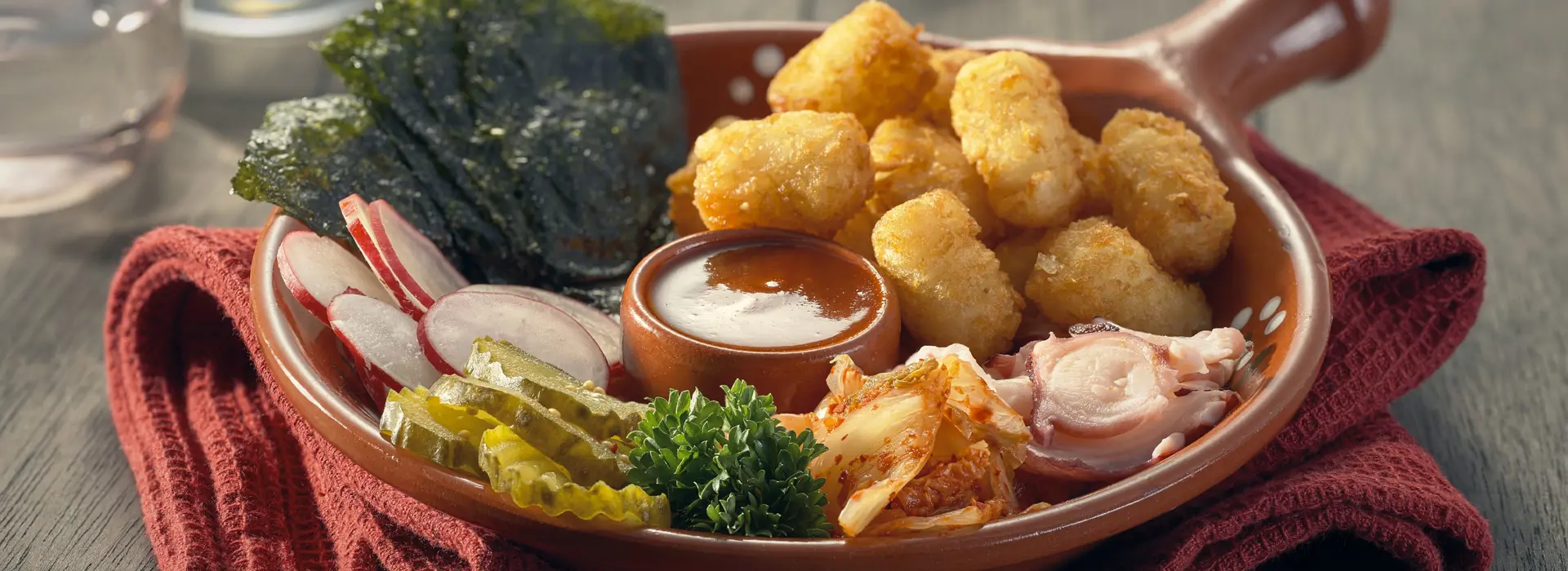 TATER TOTS SNACK PLATTER